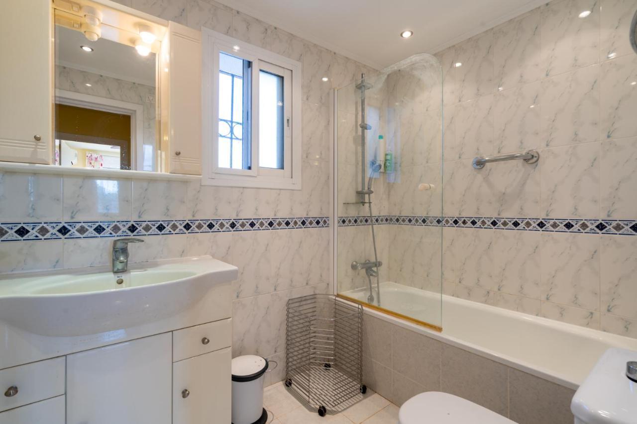 3 Bedroom House, 400M To The Beach, Near La Cala De Mijas Малага Экстерьер фото