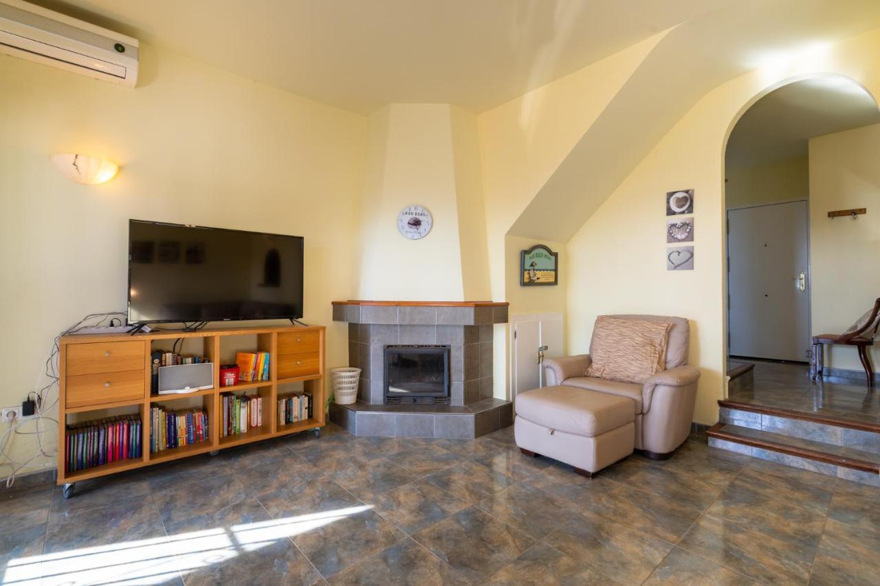 3 Bedroom House, 400M To The Beach, Near La Cala De Mijas Малага Экстерьер фото