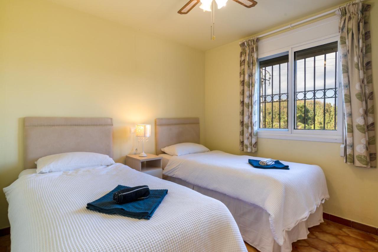 3 Bedroom House, 400M To The Beach, Near La Cala De Mijas Малага Экстерьер фото
