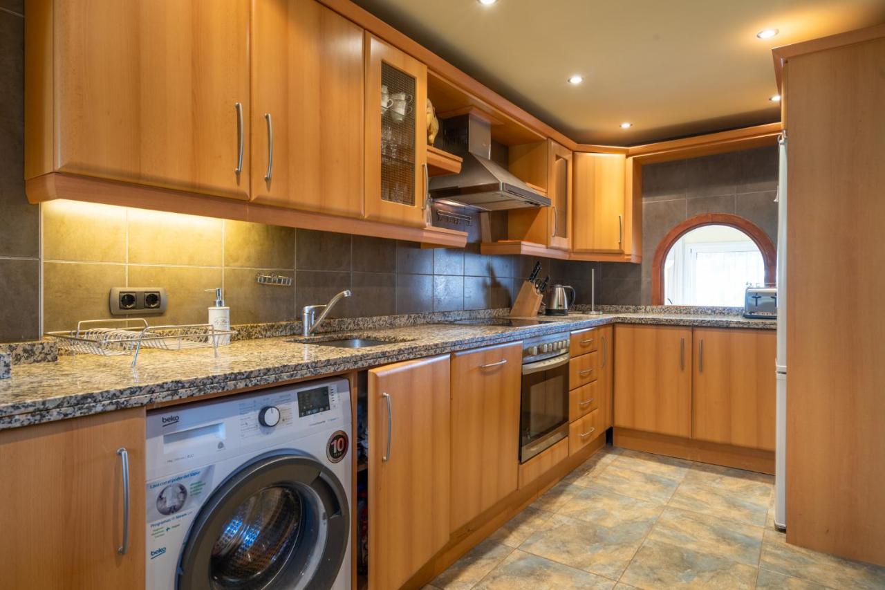 3 Bedroom House, 400M To The Beach, Near La Cala De Mijas Малага Экстерьер фото